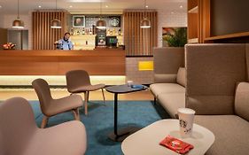 Holiday Inn Express - Marne-La-Vallee Val D'Europe By Ihg